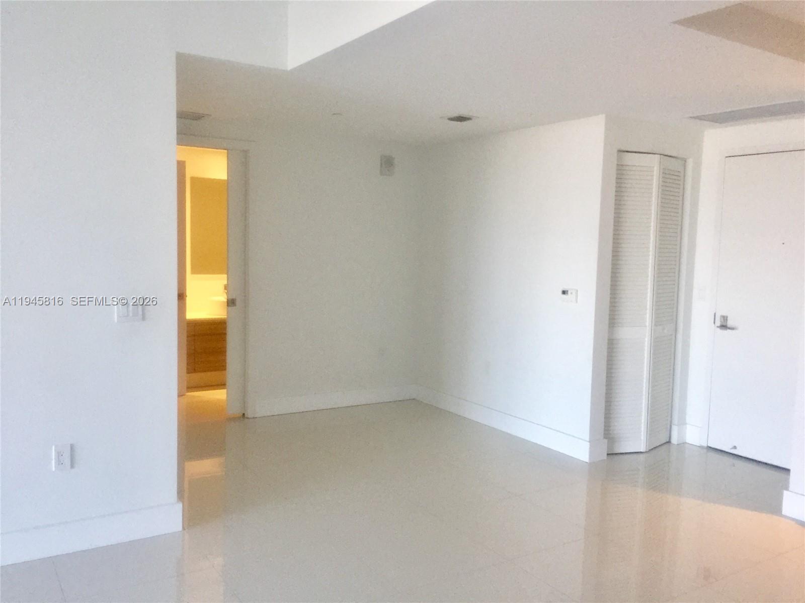 121 NE 34th St #912, Miami FL 33137