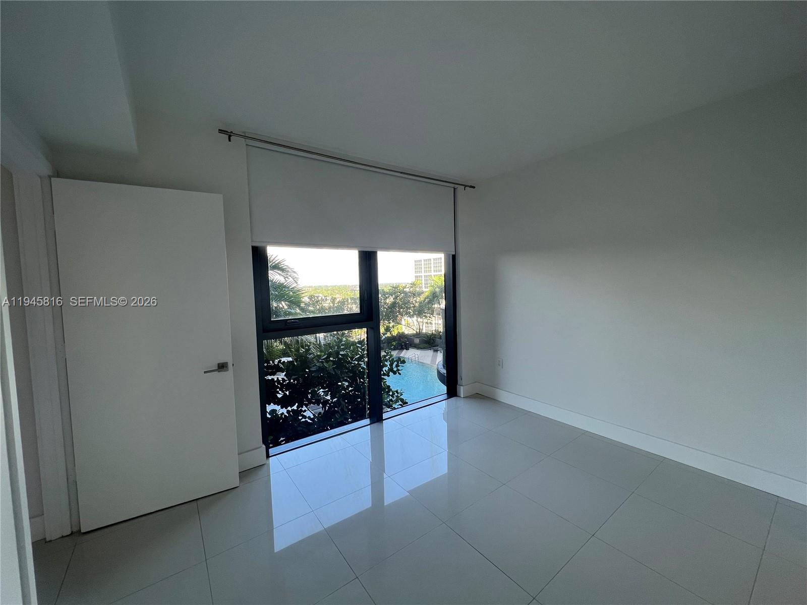 121 NE 34th St #912, Miami FL 33137