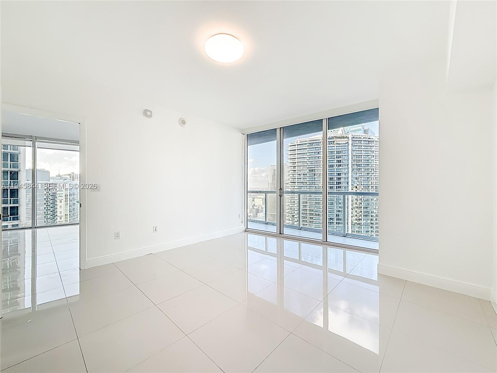 475 Brickell Ave #4215, Miami FL 33131