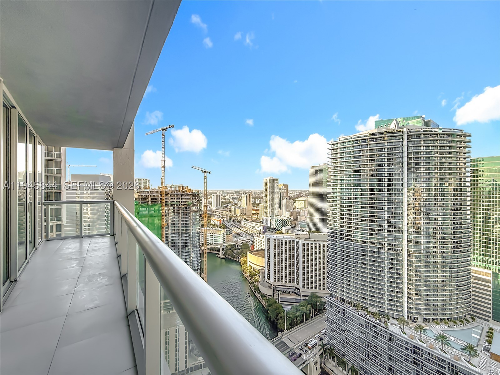 475 Brickell Ave #4215, Miami FL 33131