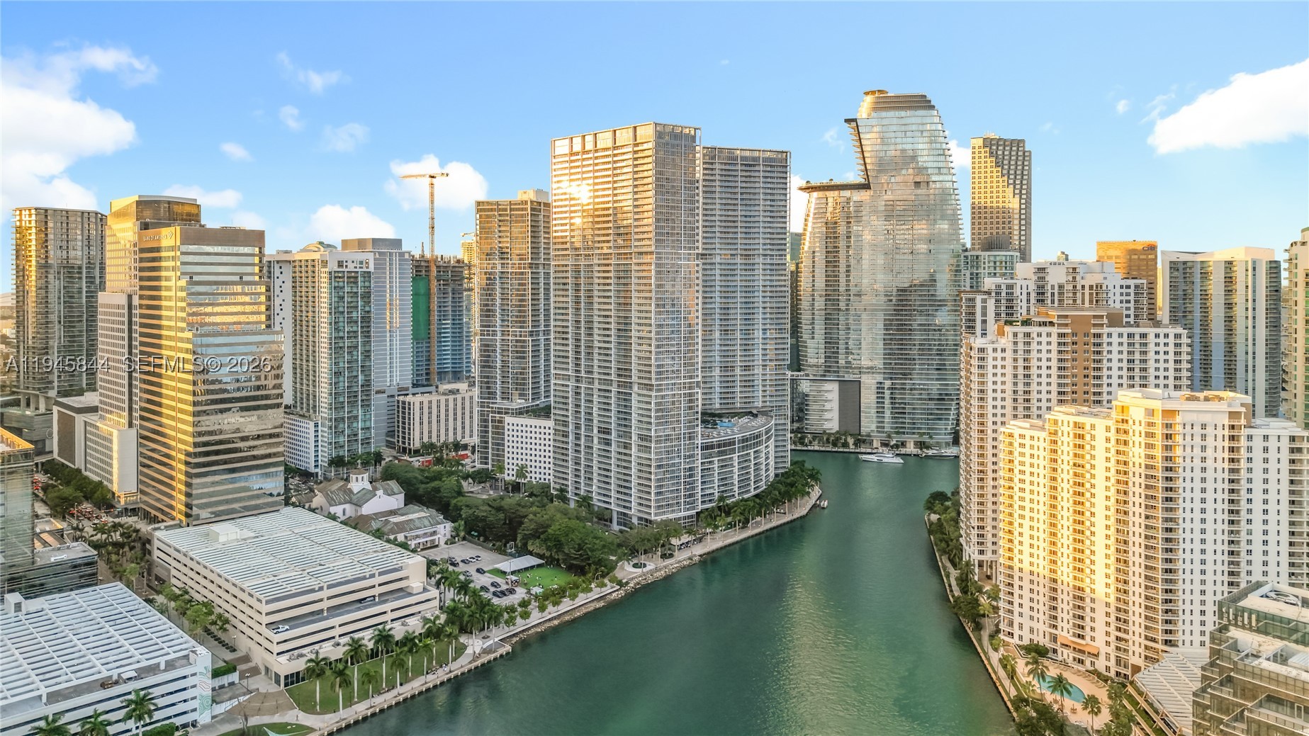 475 Brickell Ave #4215, Miami FL 33131