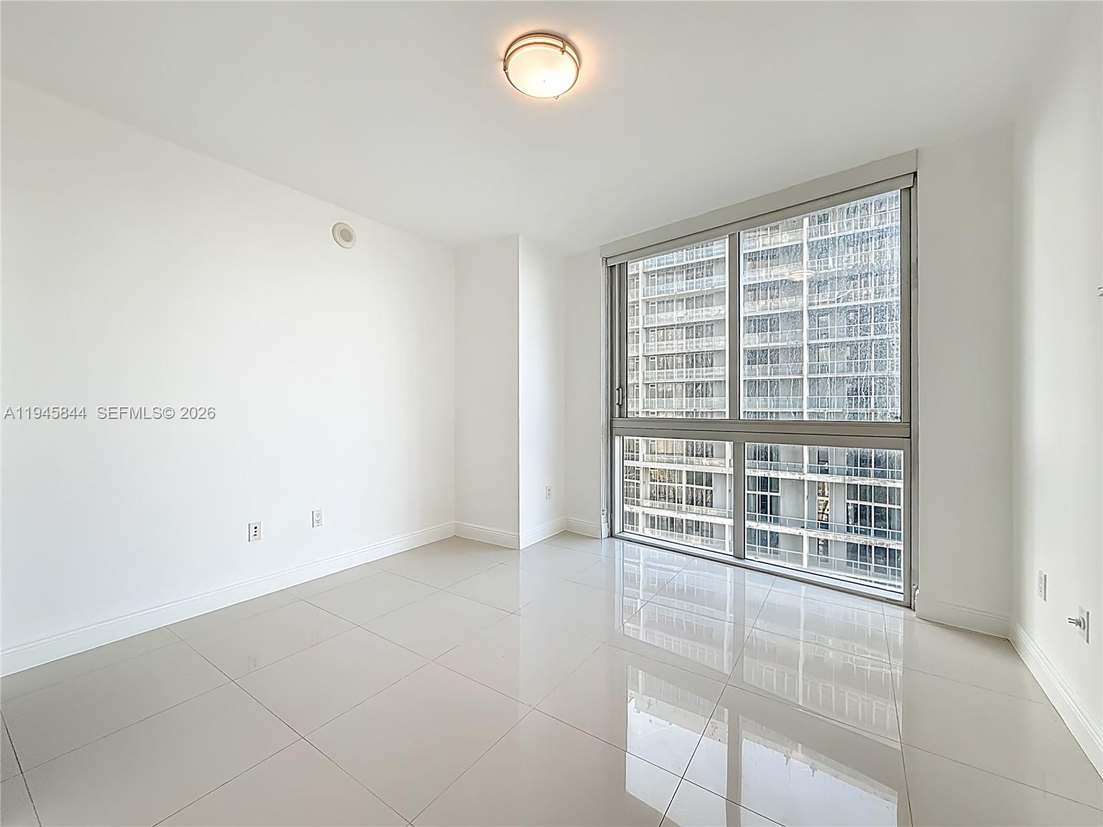 475 Brickell Ave #4215, Miami FL 33131