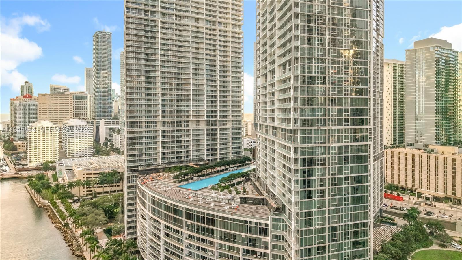 475 Brickell Ave #4215, Miami FL 33131