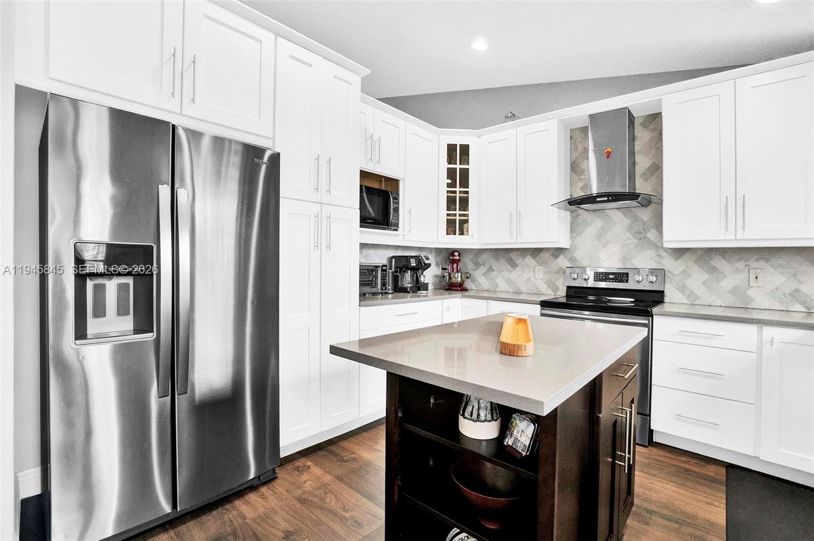 18071 Clear Brook Cir, Boca Raton FL 33498