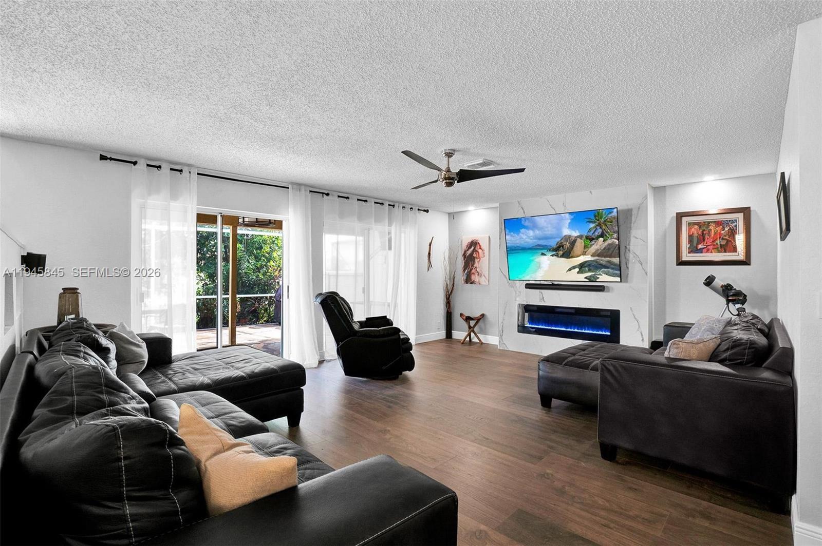 18071 Clear Brook Cir, Boca Raton FL 33498