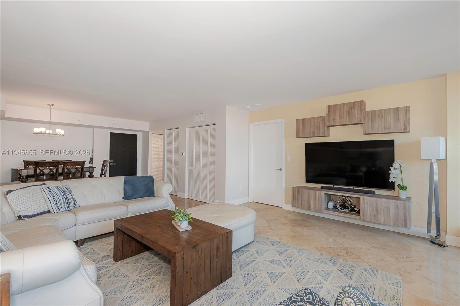 90 Alton Rd #301, Miami Beach FL 33139