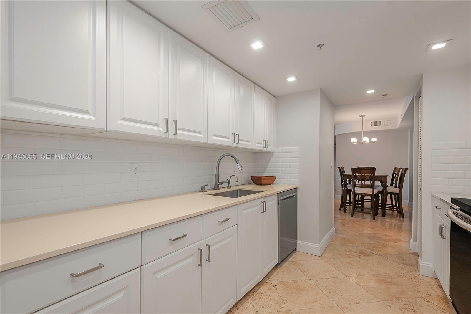 90 Alton Rd #301, Miami Beach FL 33139