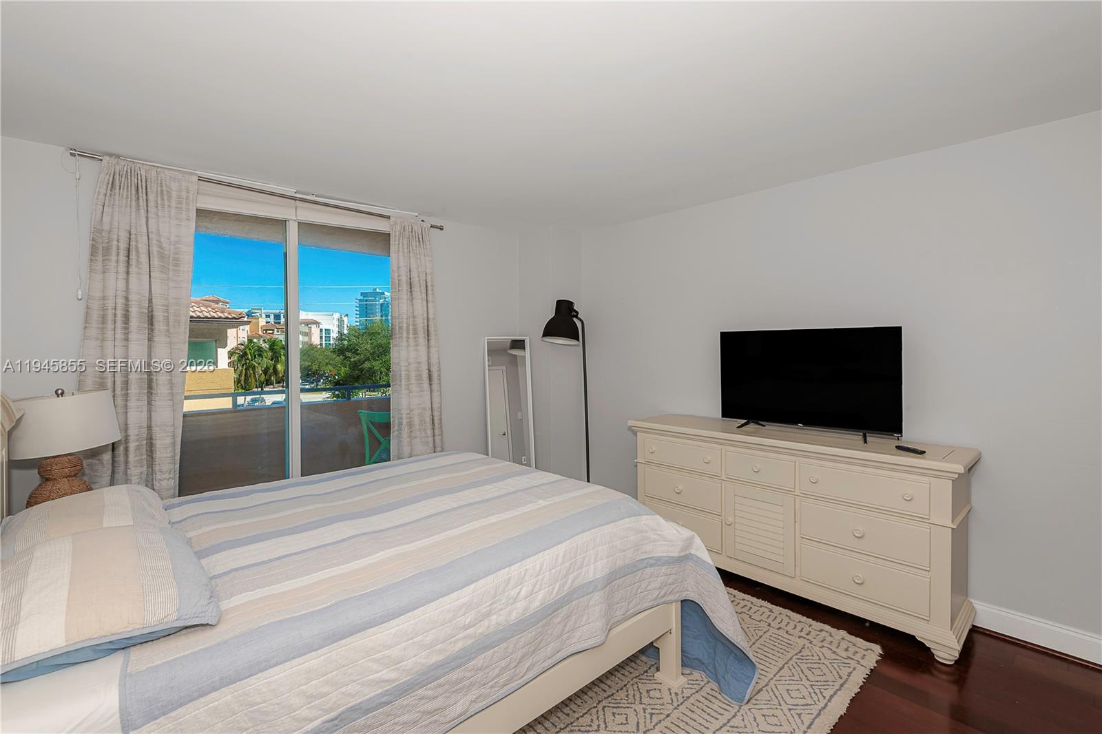 90 Alton Rd #301, Miami Beach FL 33139