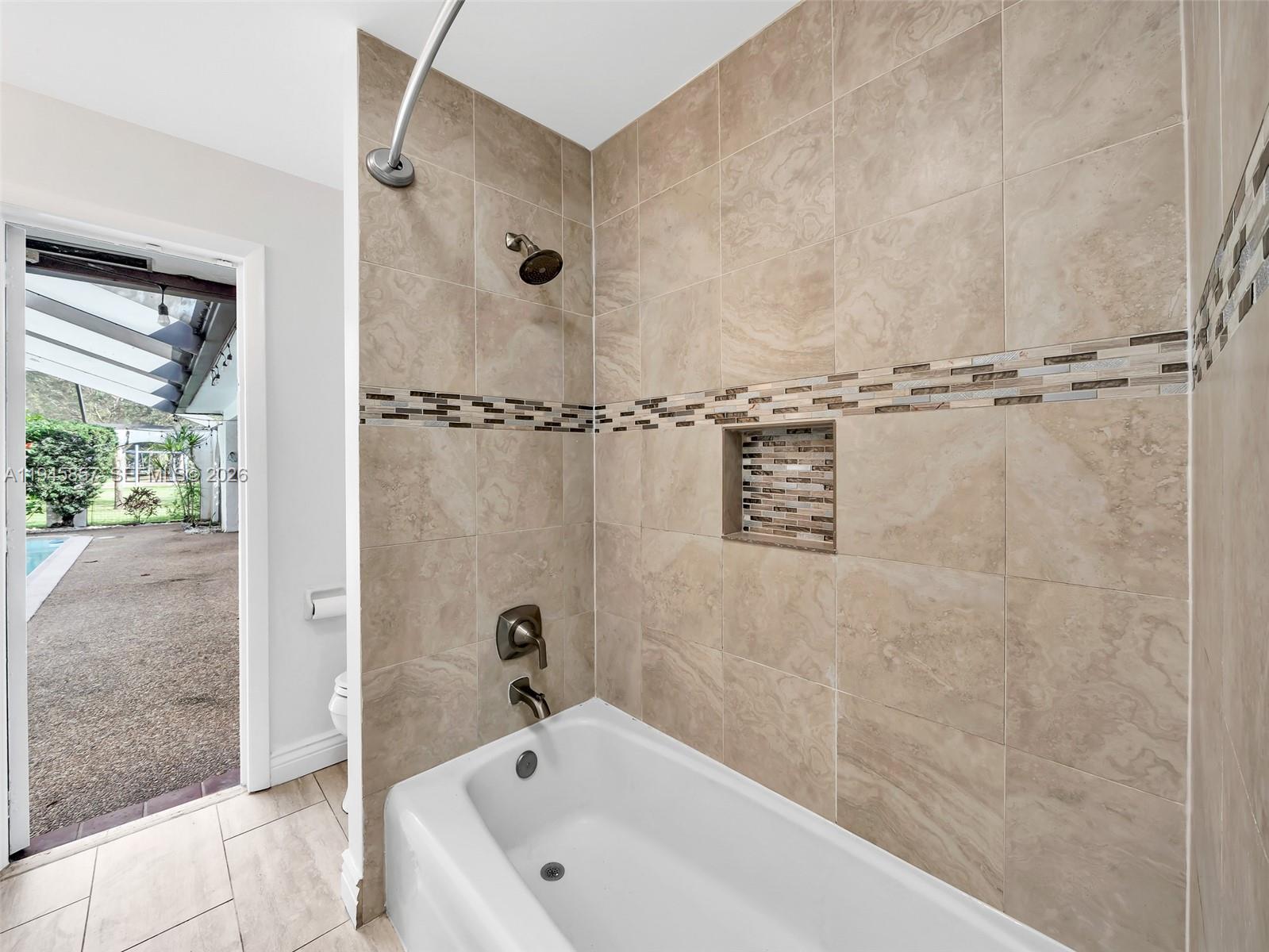10251 NW 39th Ct, Coral Springs FL 33065