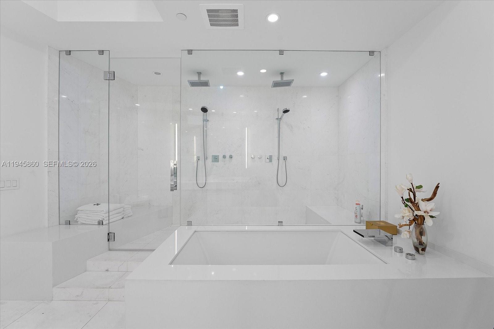 18555 Collins Ave #3405, Sunny Isles Beach FL 33160