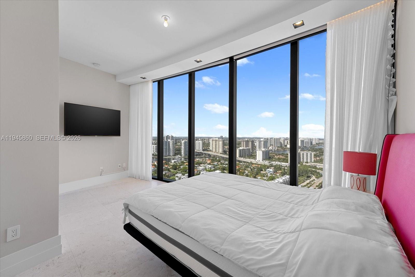 18555 Collins Ave #3405, Sunny Isles Beach FL 33160