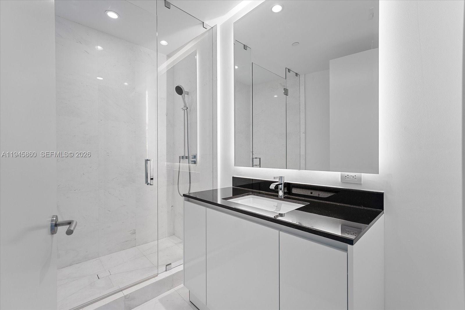 18555 Collins Ave #3405, Sunny Isles Beach FL 33160