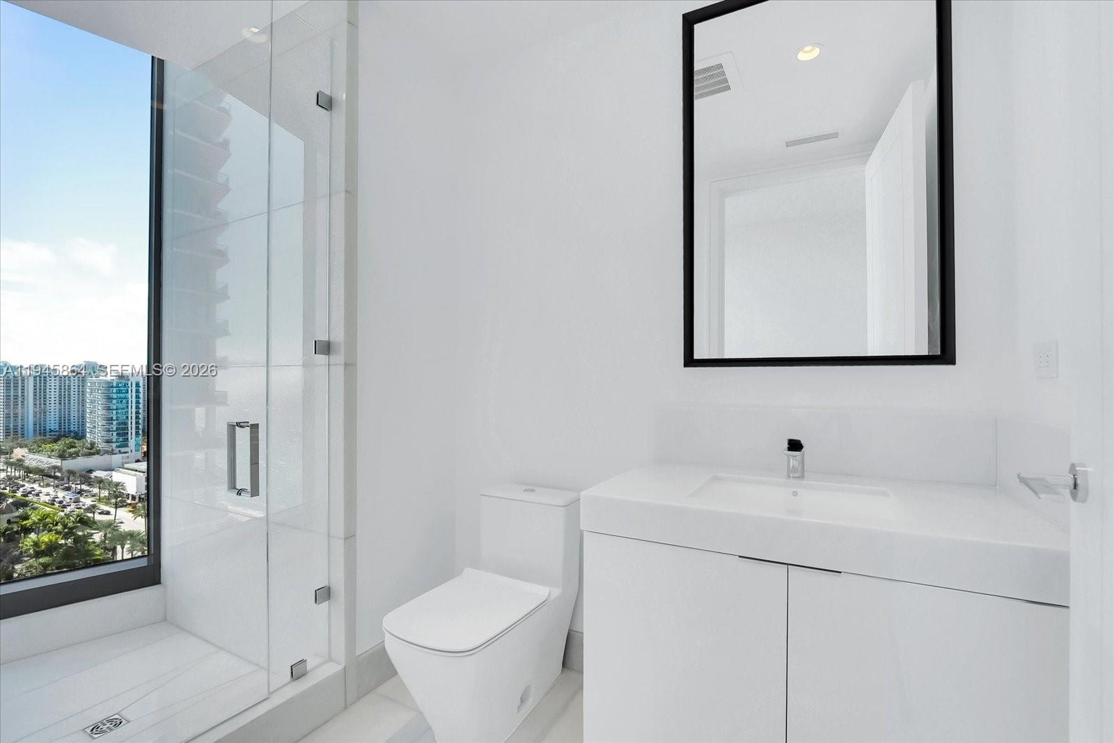 17975 Collins Ave #N1801, Sunny Isles Beach FL 33160
