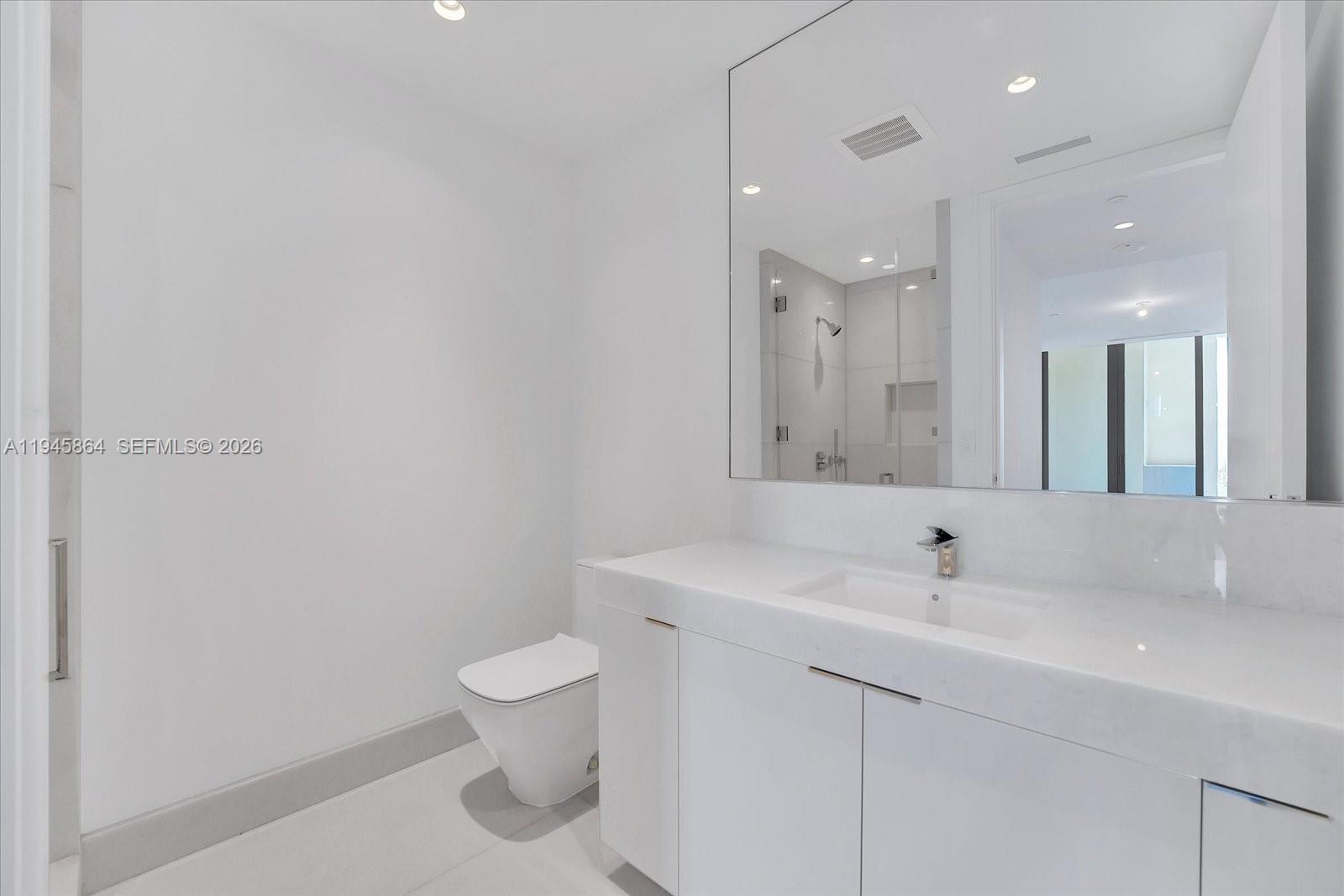 17975 Collins Ave #N1801, Sunny Isles Beach FL 33160