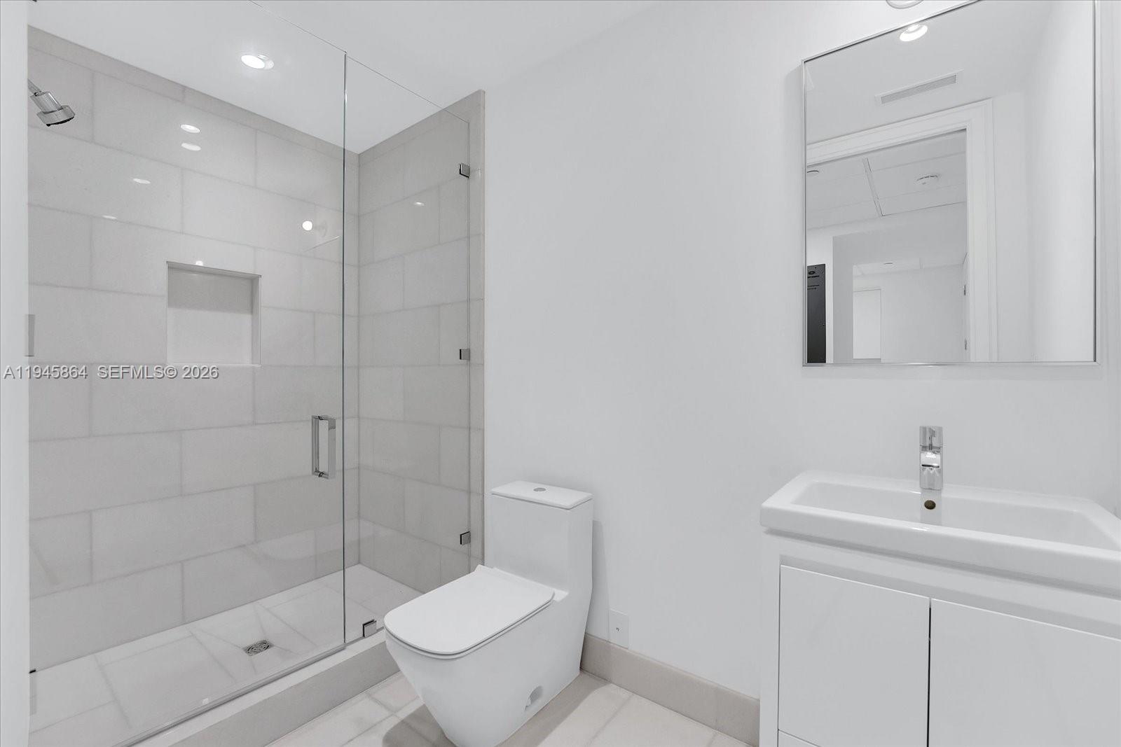 17975 Collins Ave #N1801, Sunny Isles Beach FL 33160