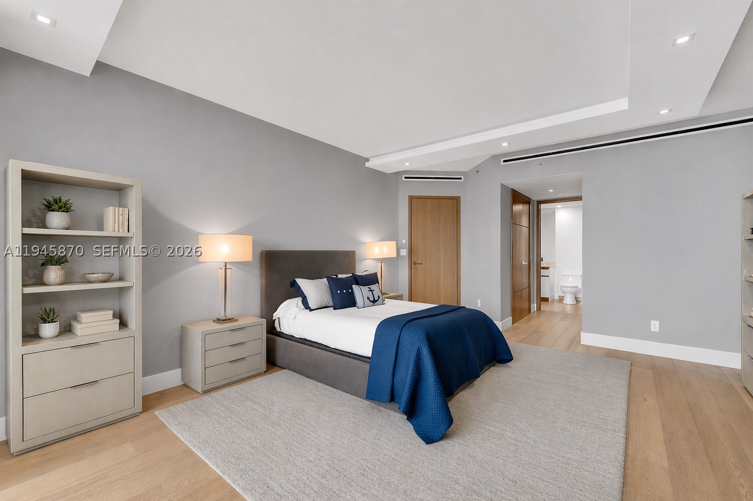 1643 Brickell Ave #3904, Miami FL 33129