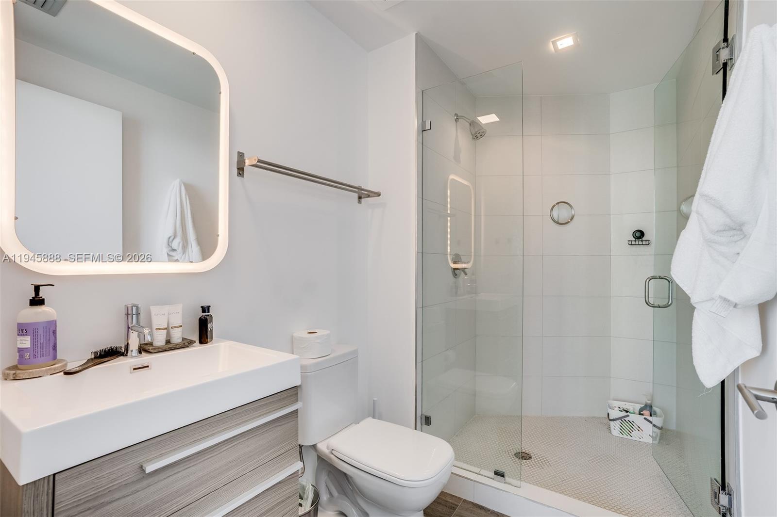 2900 NE 7th Ave #3702, Miami FL 33137