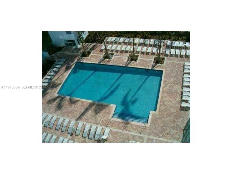 31 SE 5th St #2711, Miami FL 33131