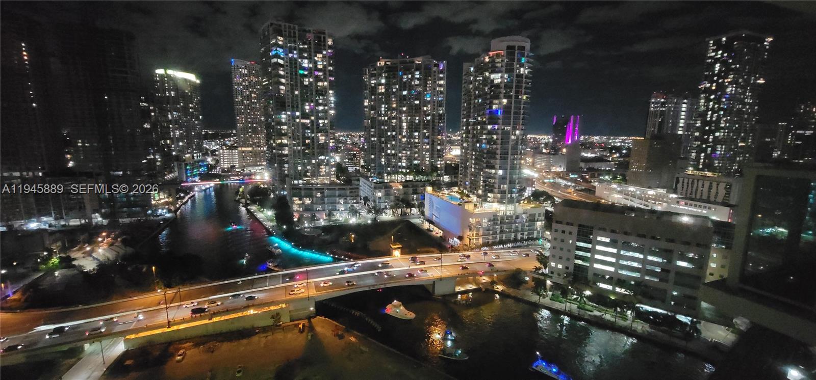 31 SE 5th St #2711, Miami FL 33131