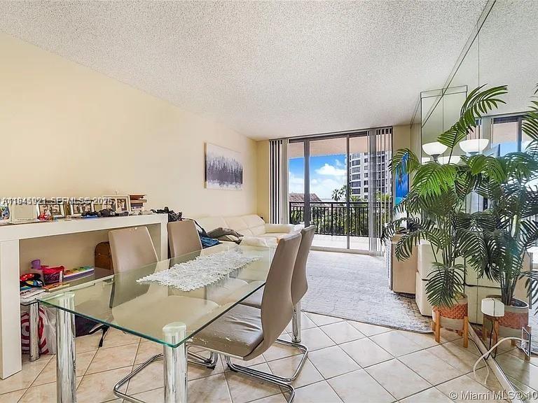 540 Brickell Key Dr #603, Miami FL 33131