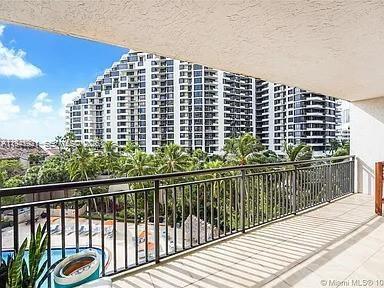 540 Brickell Key Dr #603, Miami FL 33131