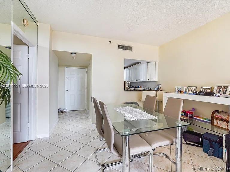 540 Brickell Key Dr #603, Miami FL 33131