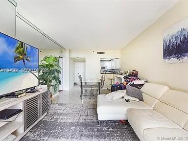 540 Brickell Key Dr #603, Miami FL 33131