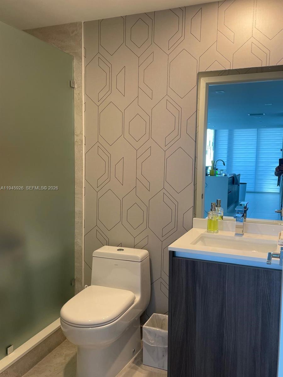 488 NE 18th St #1715, Miami FL 33132