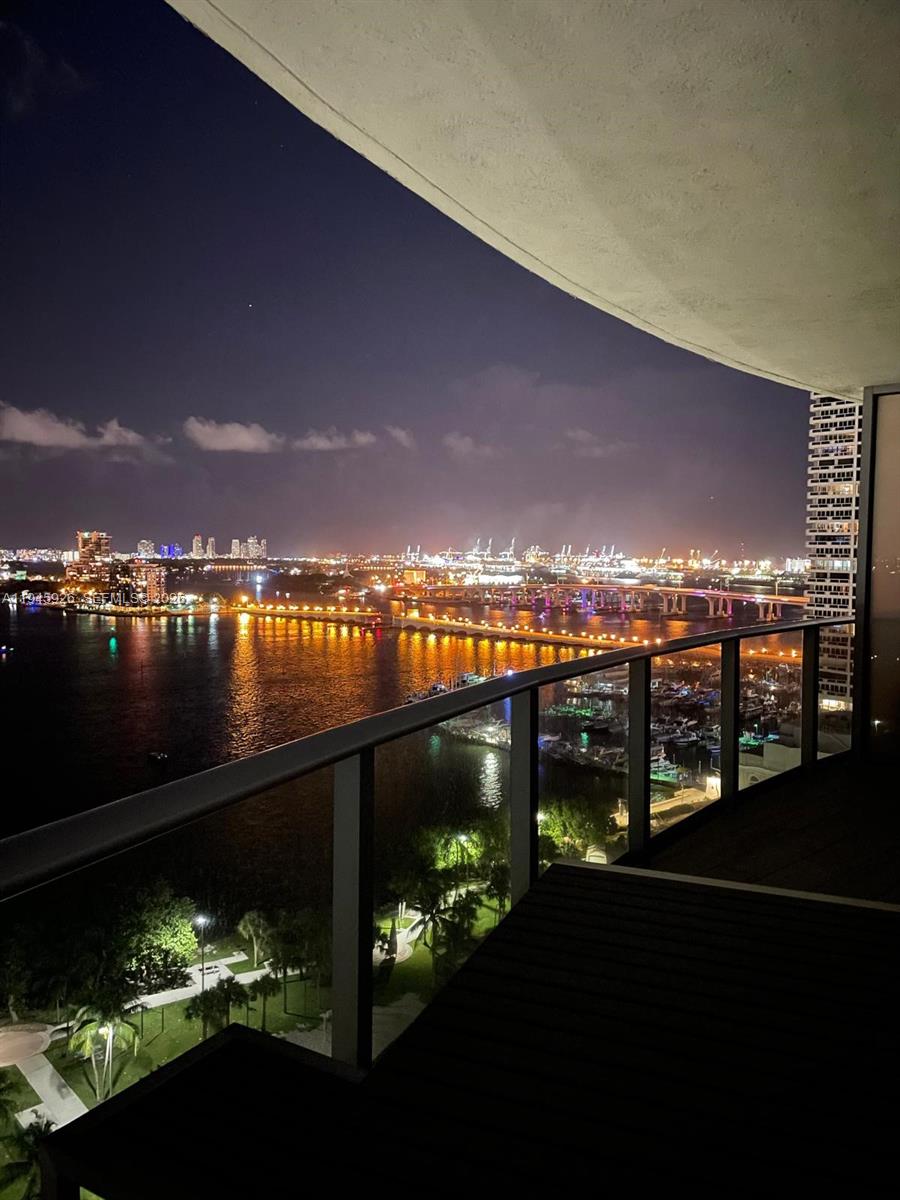 488 NE 18th St #1715, Miami FL 33132