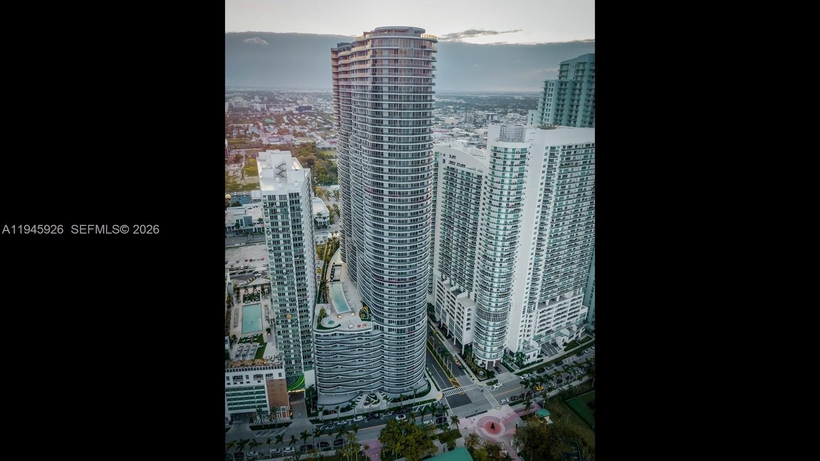 488 NE 18th St #1715, Miami FL 33132