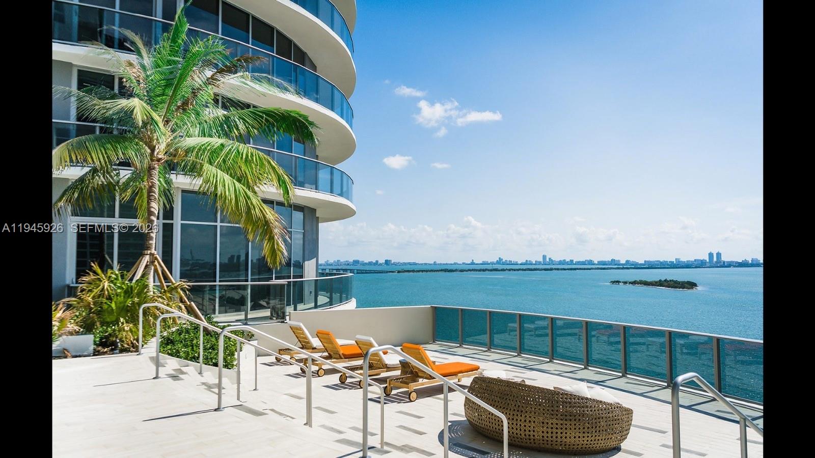 488 NE 18th St #1715, Miami FL 33132