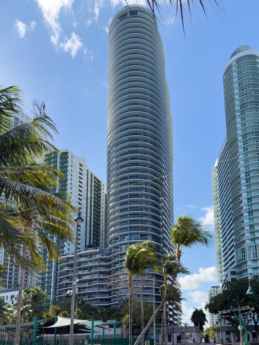 488 NE 18th St #1715, Miami FL 33132