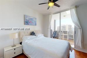 185 SE 14th Ter #1605, Miami FL 33131