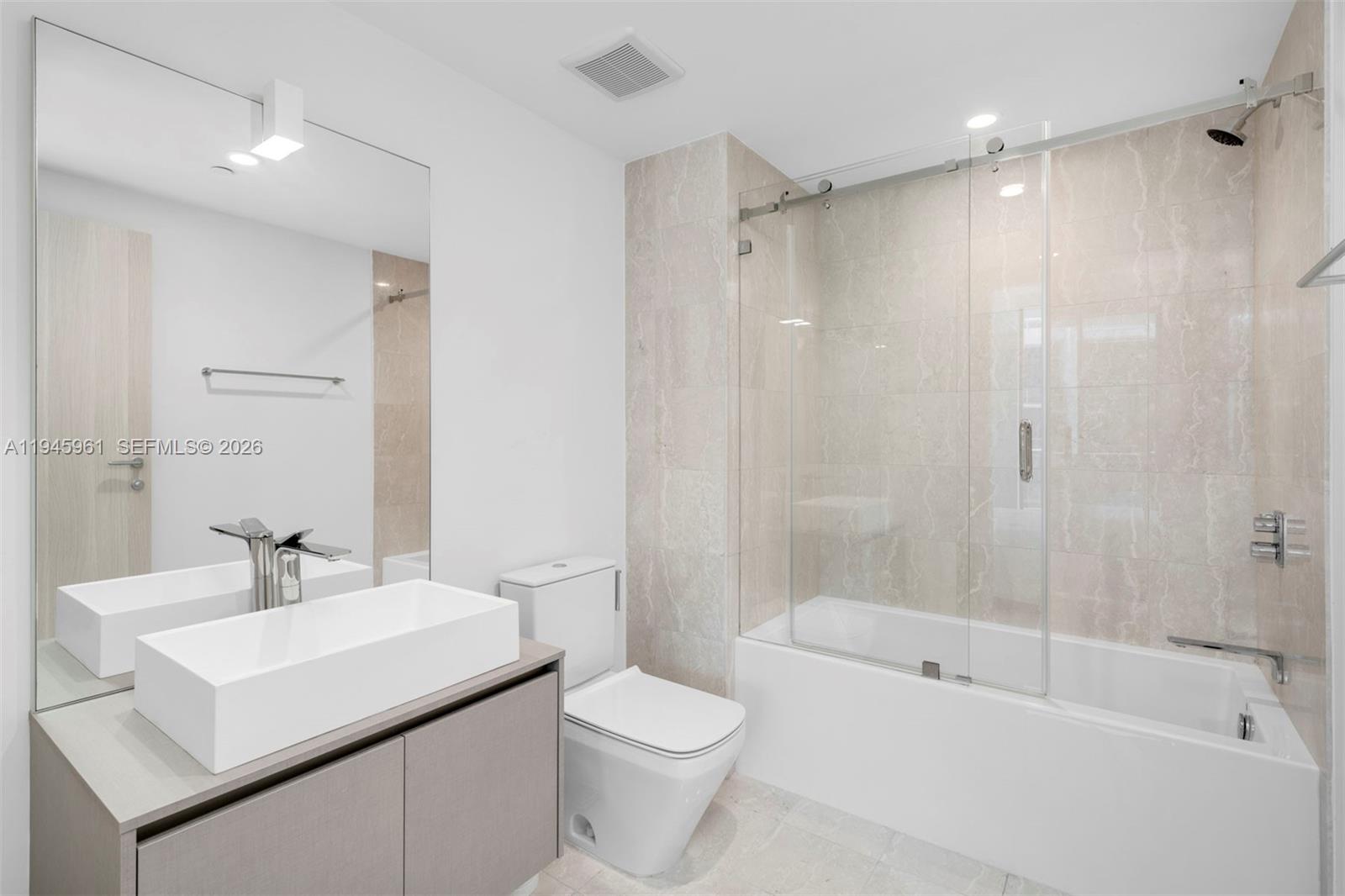 1000 Brickell Plaza #4809, Miami FL 33131