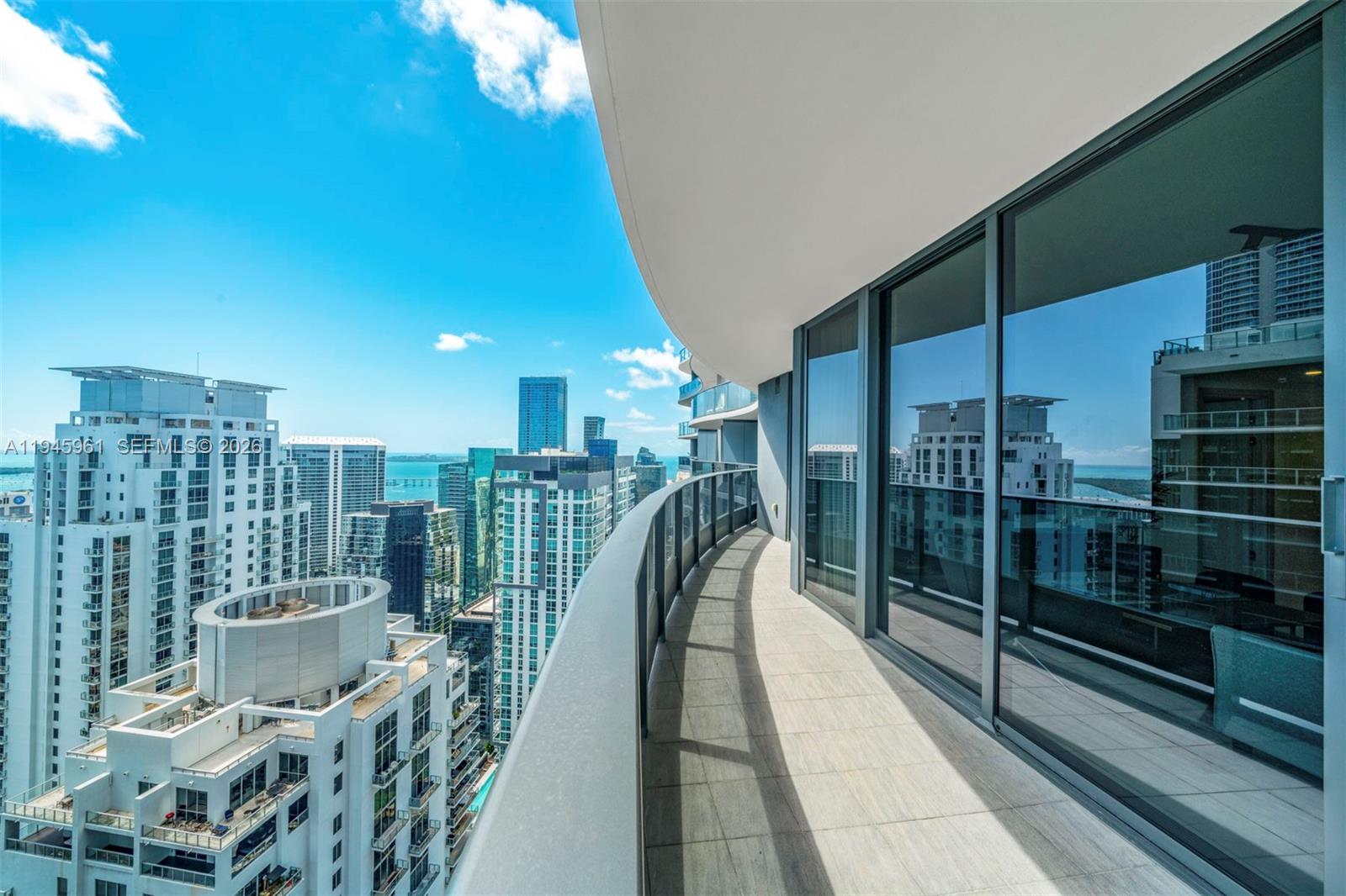 1000 Brickell Plaza #4809, Miami FL 33131