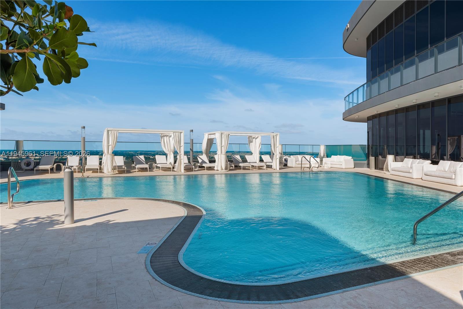 1000 Brickell Plaza #4809, Miami FL 33131