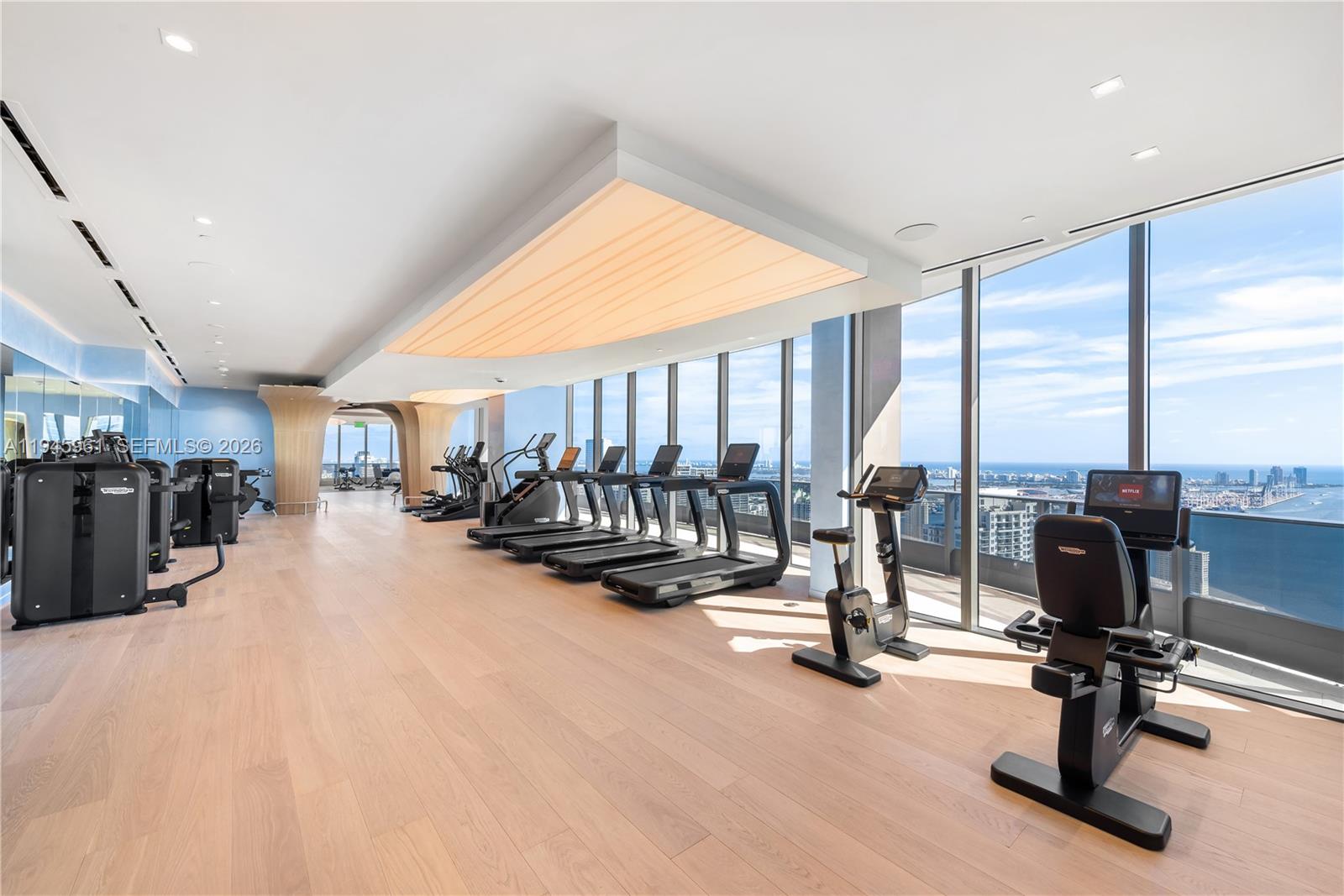 1000 Brickell Plaza #4809, Miami FL 33131