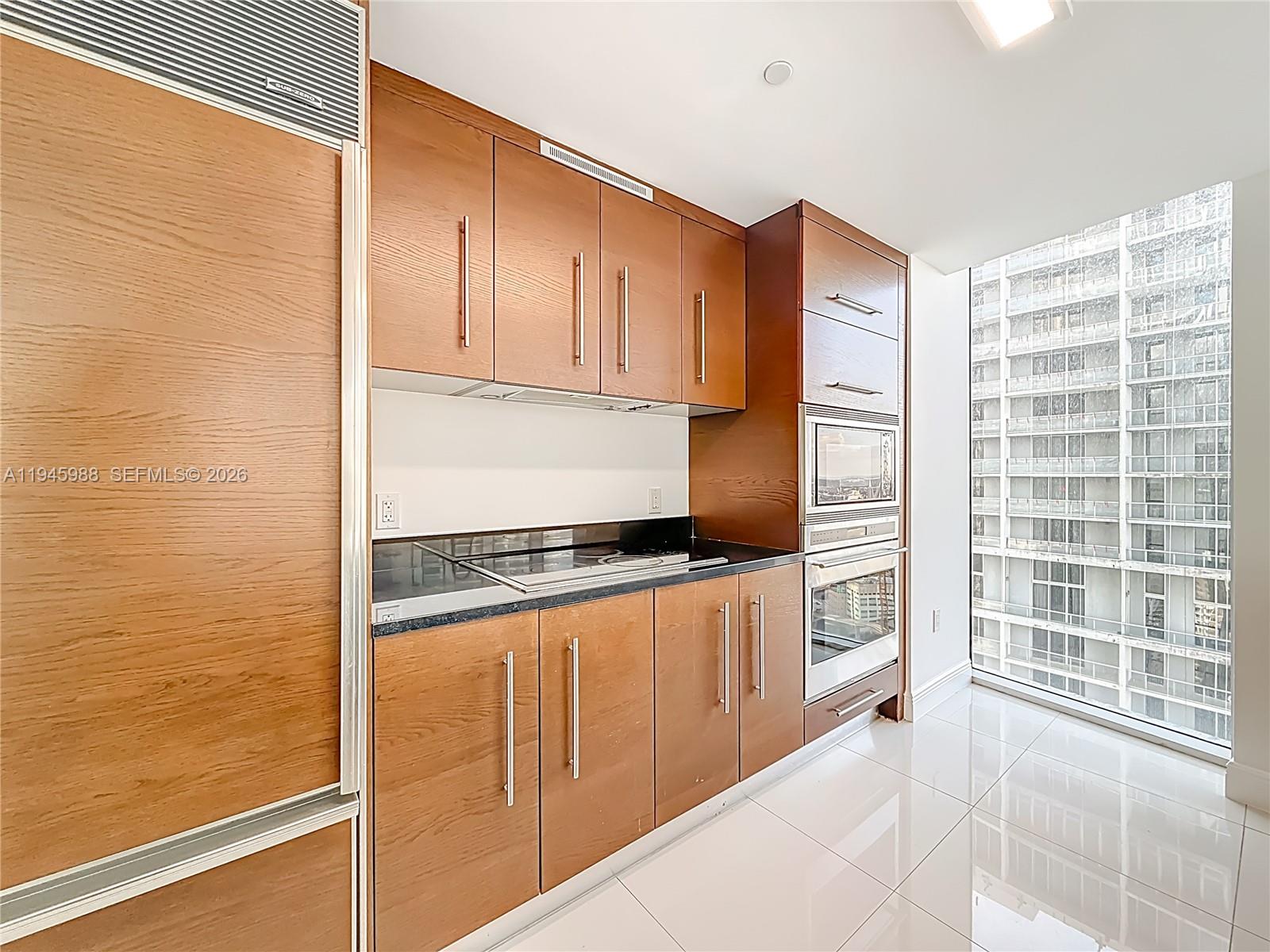 475 Brickell Ave #4215, Miami FL 33131