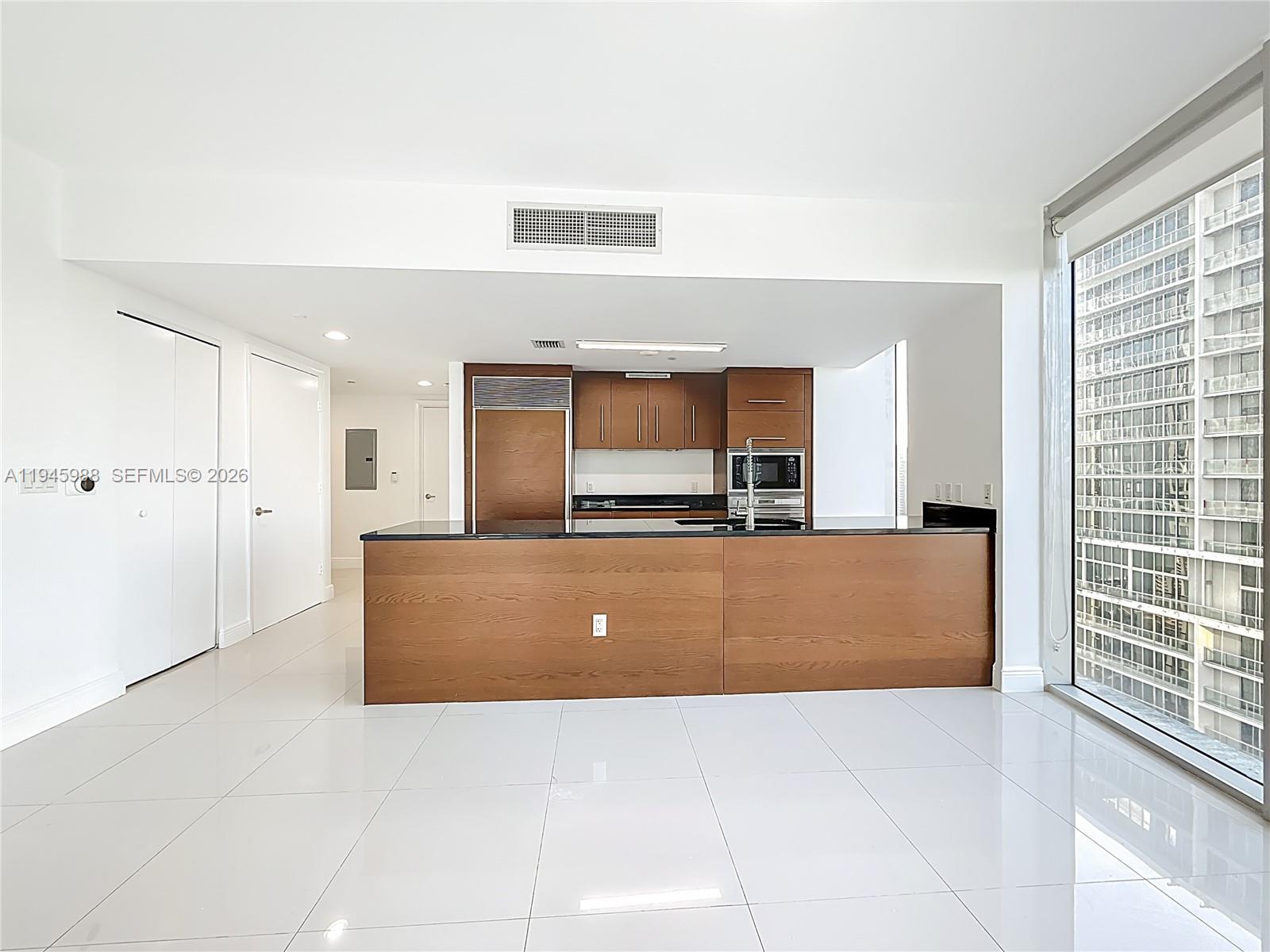 475 Brickell Ave #4215, Miami FL 33131
