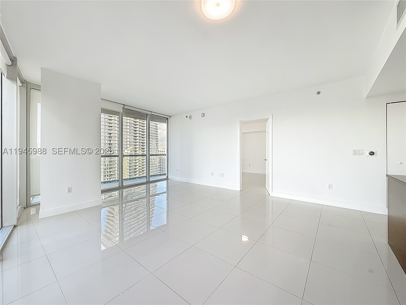 475 Brickell Ave #4215, Miami FL 33131