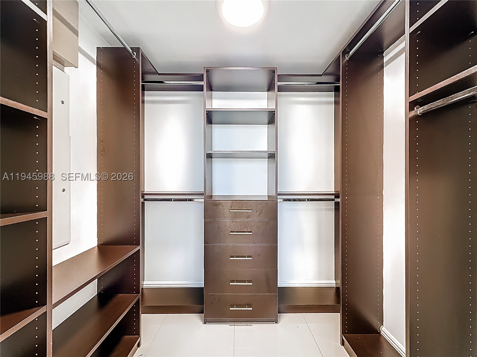475 Brickell Ave #4215, Miami FL 33131