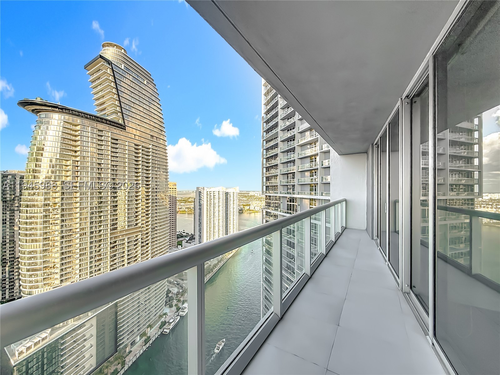 475 Brickell Ave #4215, Miami FL 33131