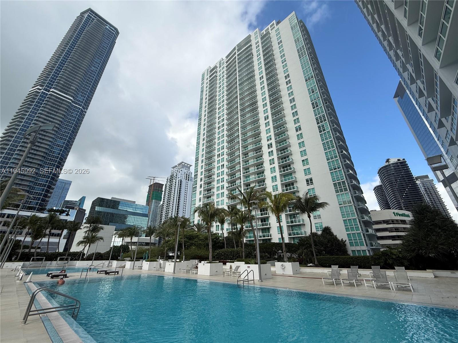 951 Brickell Ave #1511, Miami FL 33131
