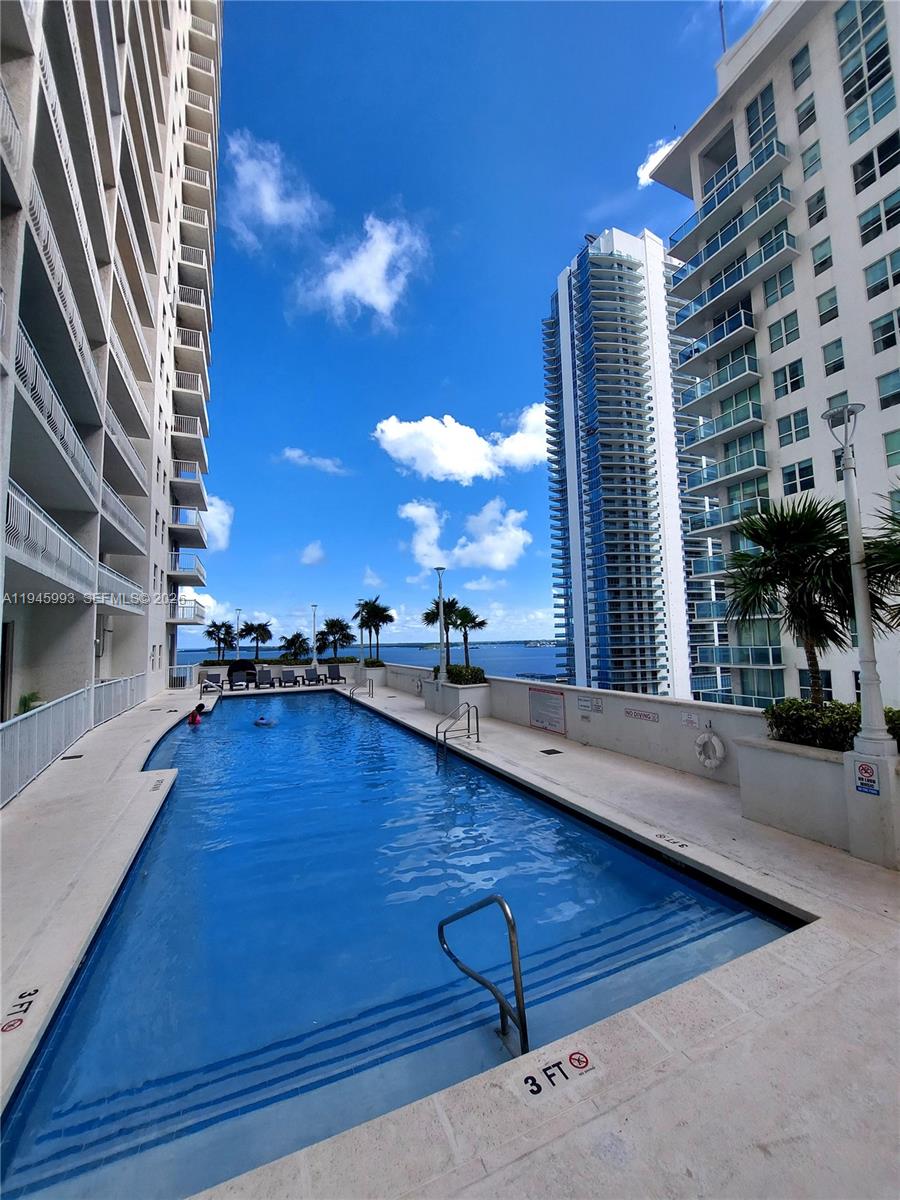 1200 Brickell Bay Dr #3708, Miami FL 33131