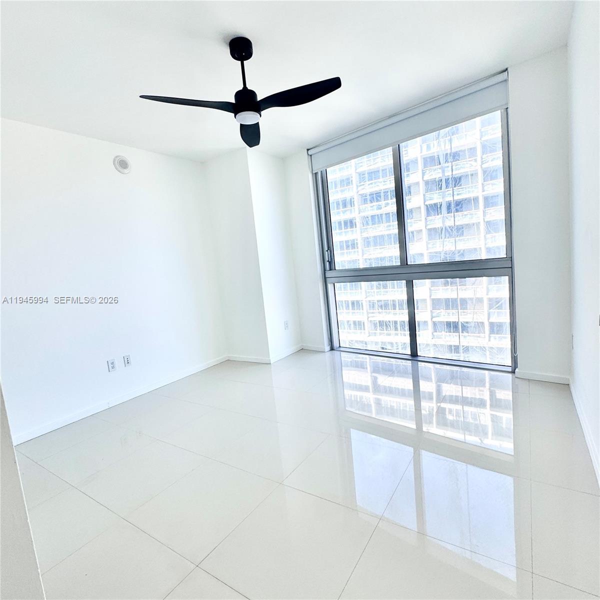 475 Brickell Ave #4415, Miami FL 33131