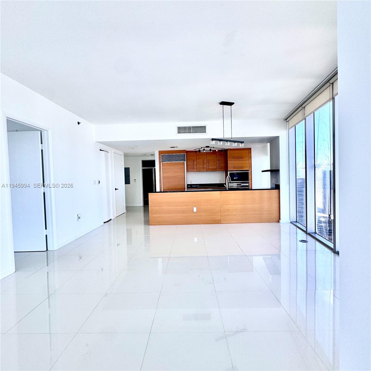 475 Brickell Ave #4415, Miami FL 33131