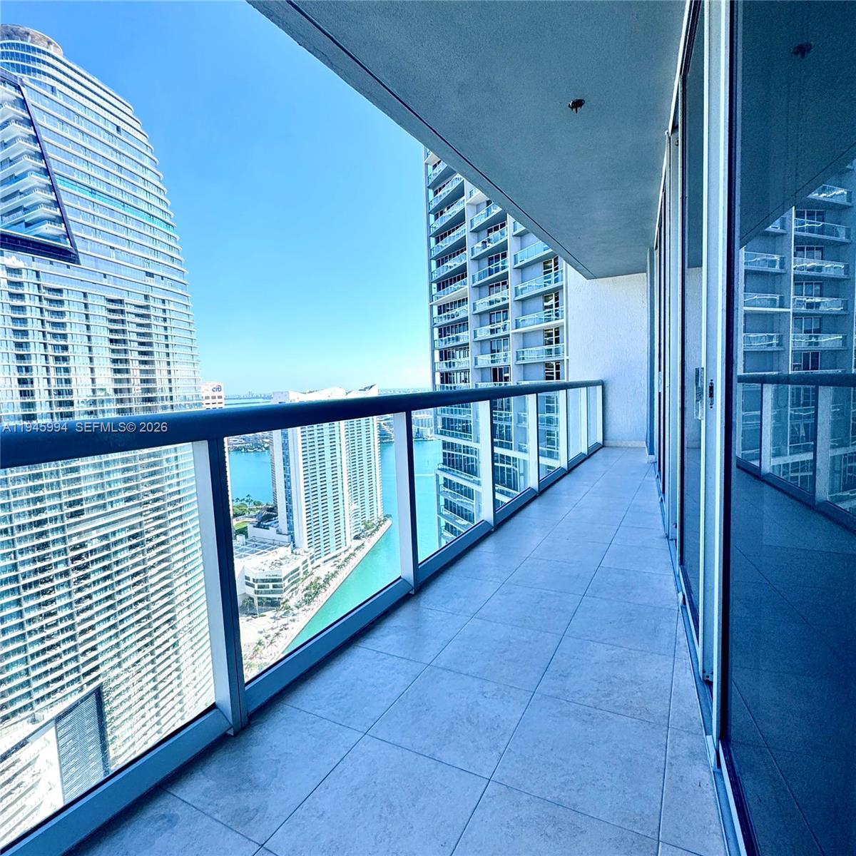 475 Brickell Ave #4415, Miami FL 33131