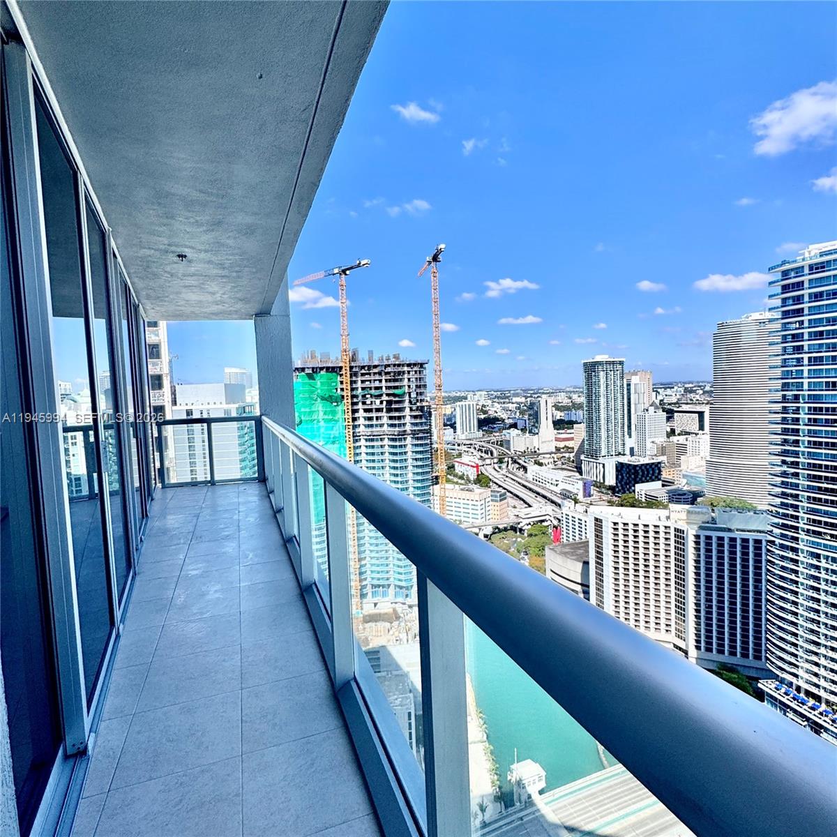 475 Brickell Ave #4415, Miami FL 33131