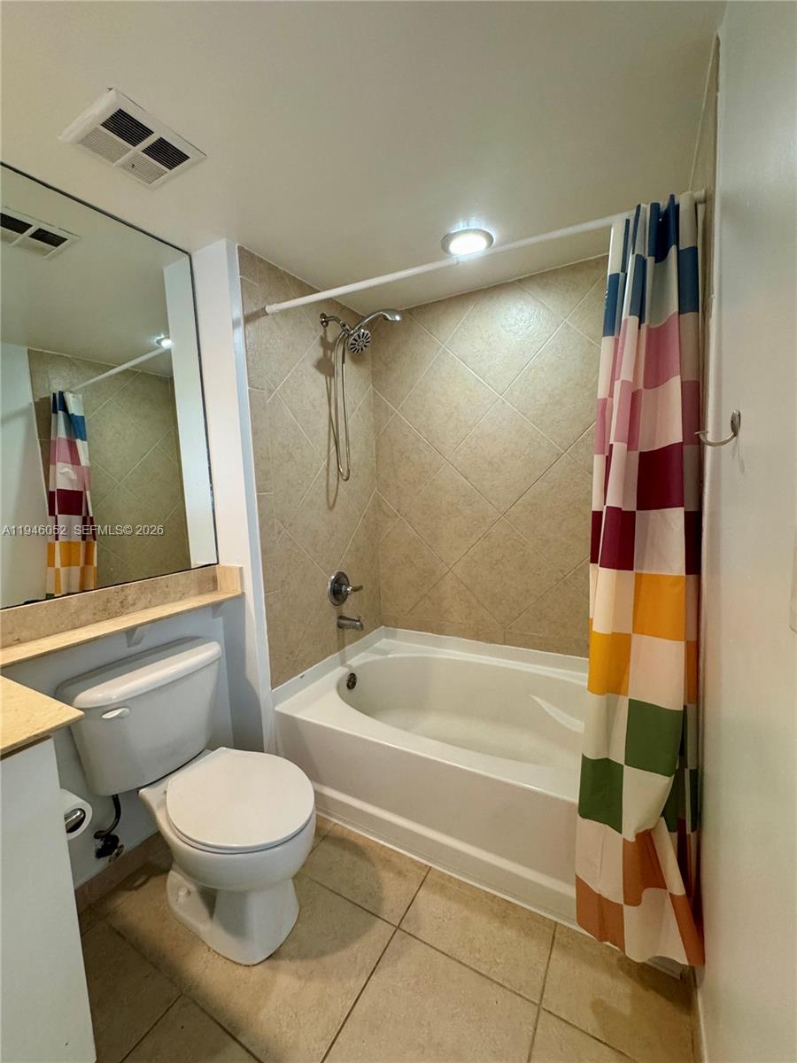 325 S Biscayne Blvd #2120, Miami FL 33131