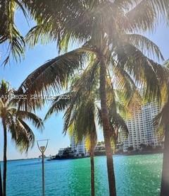 325 S Biscayne Blvd #2120, Miami FL 33131